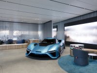電動汽車旗艦店展廳室內展示效果-2201-03